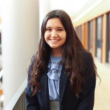 Xomie Sukach Headshot